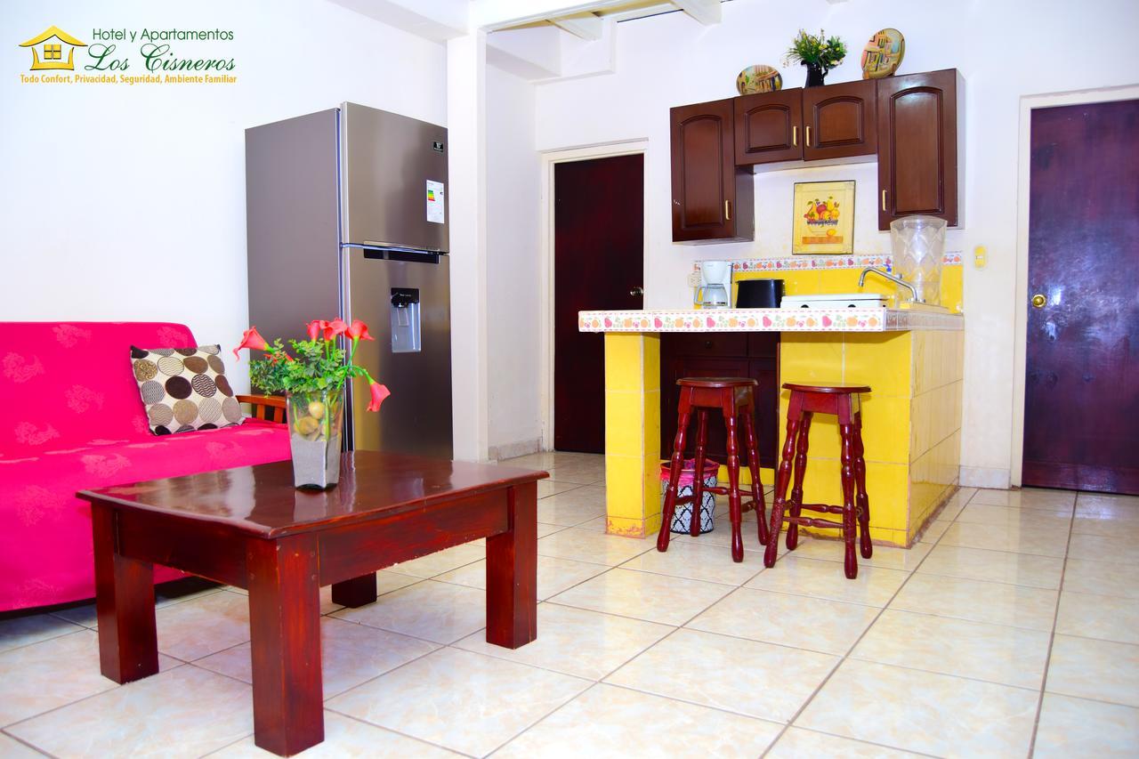Hotel Y Apartments Los Cisneros Managua Extérieur photo