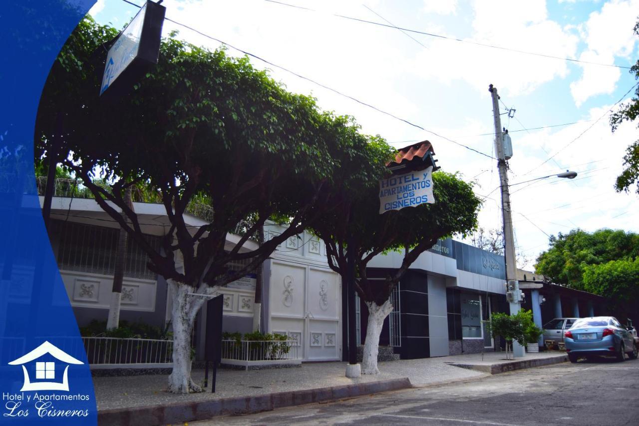 Hotel Y Apartments Los Cisneros Managua Extérieur photo