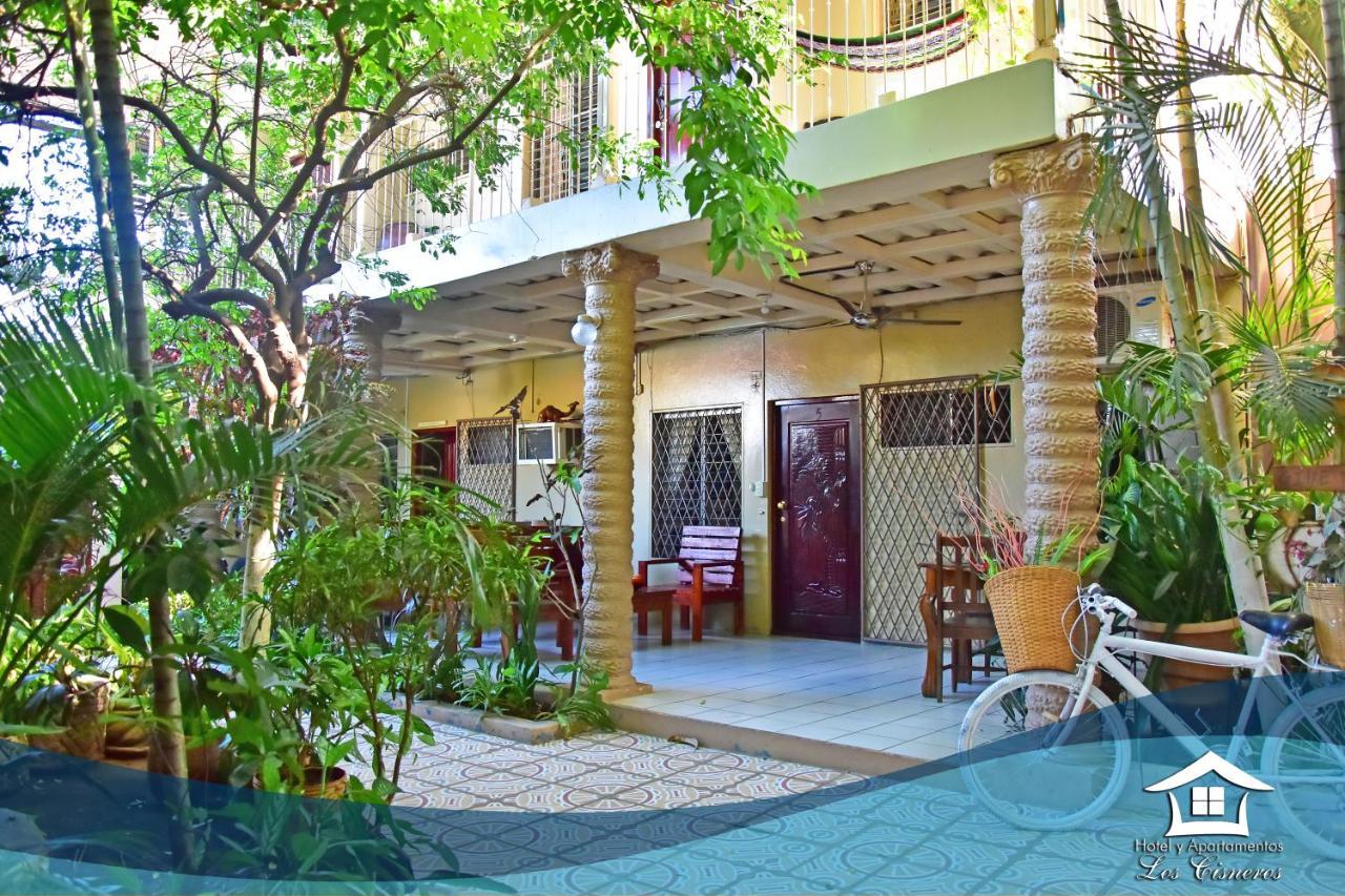 Hotel Y Apartments Los Cisneros Managua Extérieur photo