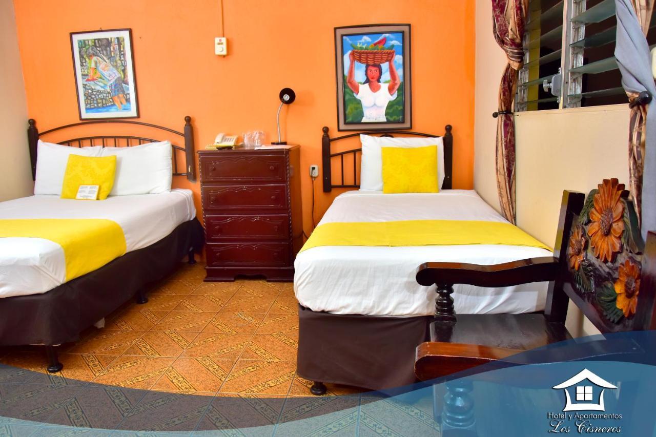 Hotel Y Apartments Los Cisneros Managua Extérieur photo